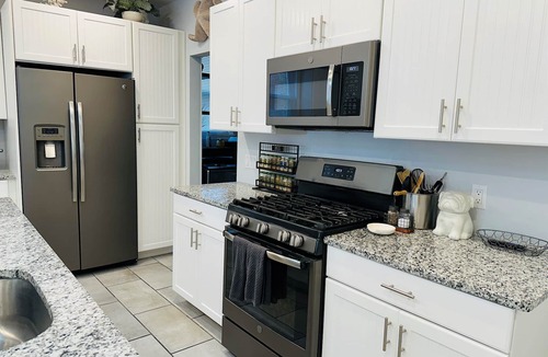 Ventnor City House | Labor Day Avail | 1.5 Blocks to Beach | 1st Floor EnSuite + Beach Gear + Parking