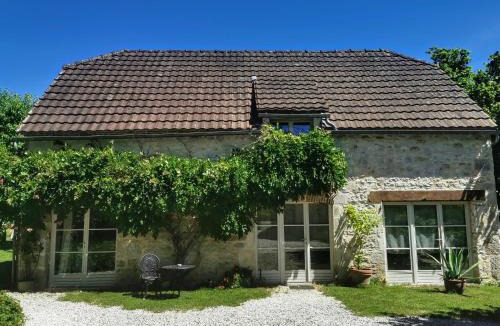 Meyronne House | Laborie