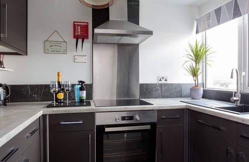 Lancing Apartment | Laburnum By the Sea