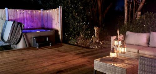 Tunstead House | Laburnum Holiday Cottage