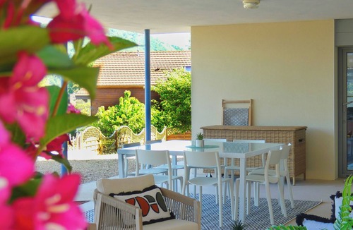 Bilieu Apartment | LAC CASA 60' – Retro charm by the lake