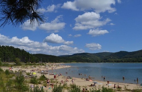 Durfort Apartment | Lac de St Ferréol Rental with terrace and pool access
