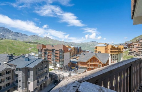 Val-Thorens Apartment | Lac du Lou 506 by Interhome