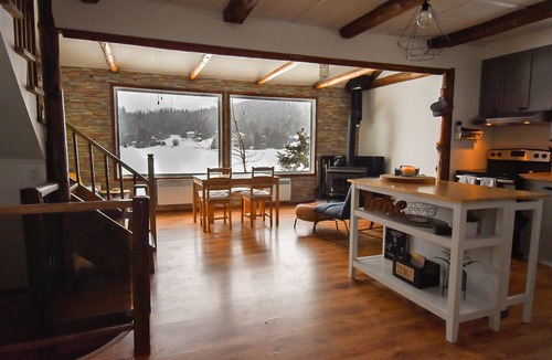 Saint-Hermenegilde Ski Chalet | Lac Lippé Cottage – Kayak & Paddle Included
