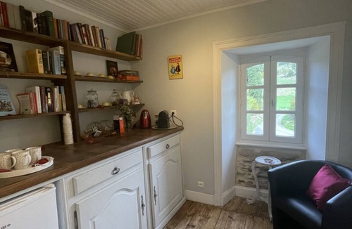 Chataigneraie Cantalienne House | Lacalmontie Manor