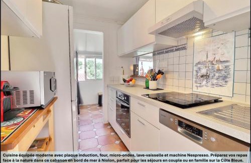 Niolon Apartment | "LaCigaleDeNiolon", Vue Mer à 180 & Terrasse intime, Plage à 50m, Wi-Fi & Netflix, Un guide des activités Printemps-Été offert