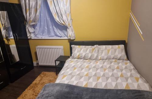 Bow West House | Lackco's Cozy Room