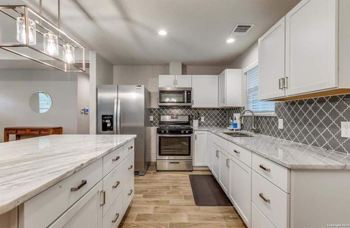 West San Antonio House | Lackland AFB 3BR Heated Furnished WiFi W/D Fast Wi-Fi Washer/Dryer