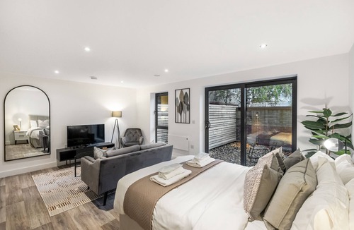 Cambridge Apartment | Lacon House Studio Apartment