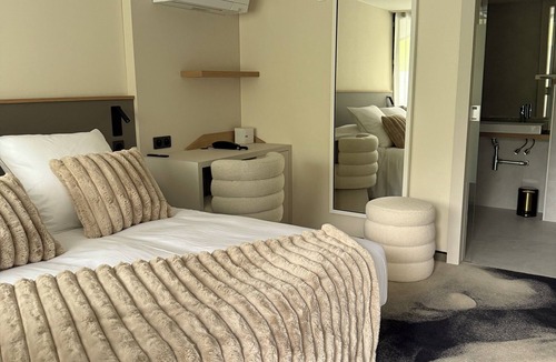 Contrexeville Hotel | LaCorniche