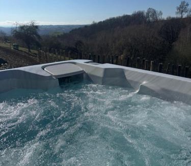 Junhac House | Lacouty le paradis!