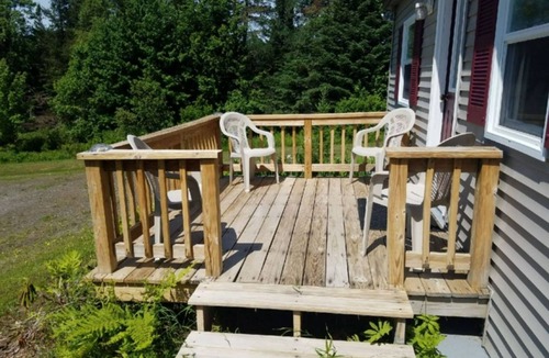 Stewartstown RV Rental | Ladd Pond Cabins and Campground