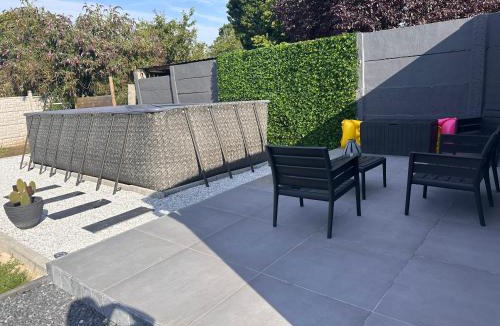 Vicq House | Ladetentethailan