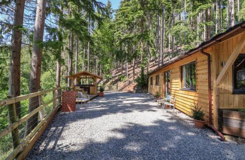 Ruthin House | Lady Bagots Cabin