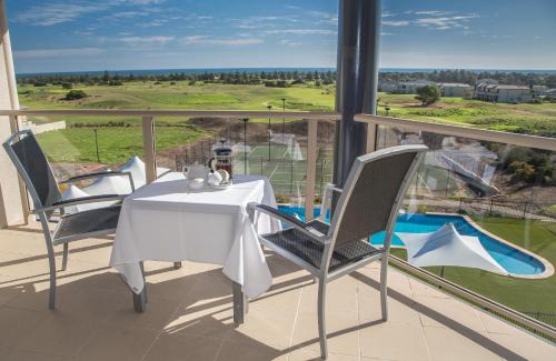 Normanville Resort | Lady Bay Hotel