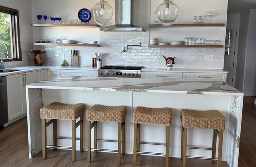 North Bay House | "Lady Blue" - Beach Home with Private Beach on Lake Michigan - “Lady Blue”