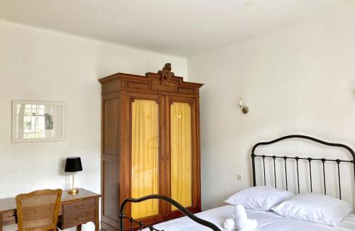 La Grande-Motte Villa | Lady Blue, villa à 15 mn plage à pied, parking, wifi, jardin