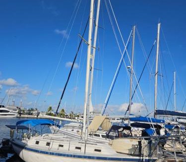 Key West Boat Rental | Lady Carmen
