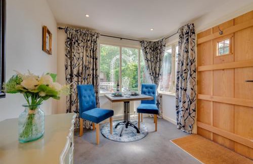 Lavenham House | Lady Cottage