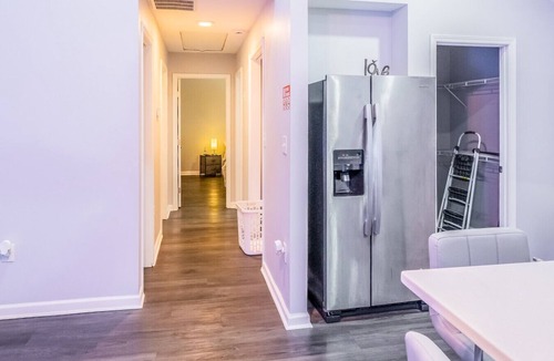 Church Street House | Lady G - Modern Comfort in Fairburn