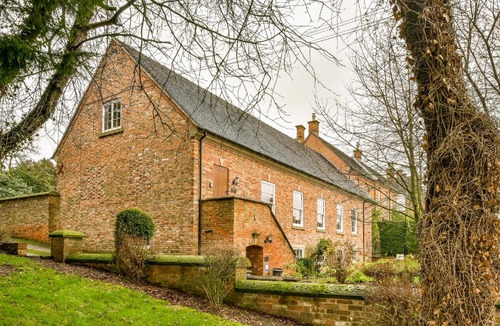 Hulland Ward House | Lady Pond Retreat