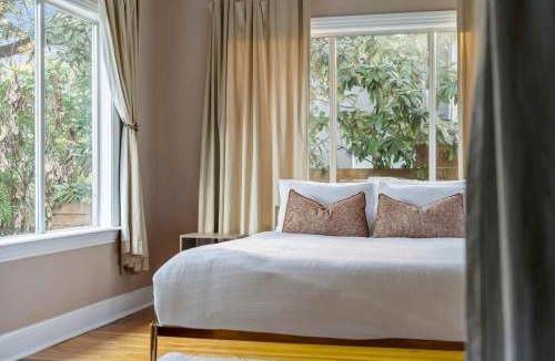 Travis Heights House | Ladybird Villa - Heated Saltwater Pool - Walk to SoCo
