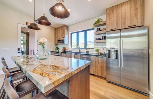 Zion National Park South Entrance Villa | LaFave-Luxury Villa at Zion: Echo Canyon