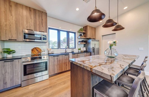 Zion National Park South Entrance Villa | LaFave-Luxury Villa at Zion: Echo Canyon