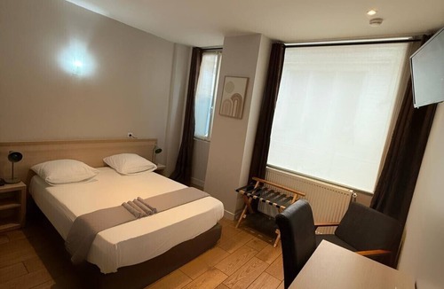 Saint-Vincent-de-Paul Hotel | Lafayette Hotel