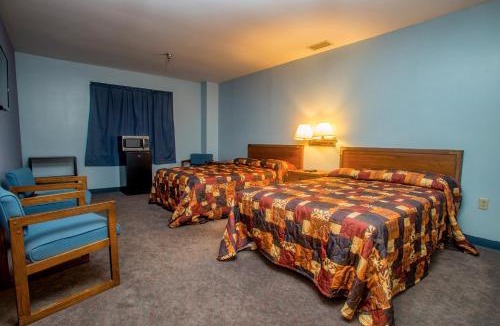 Moundsville Hotel | Lafayette Inn