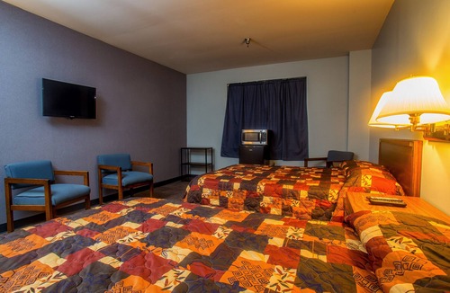 Moundsville Hotel | Lafayette Inn