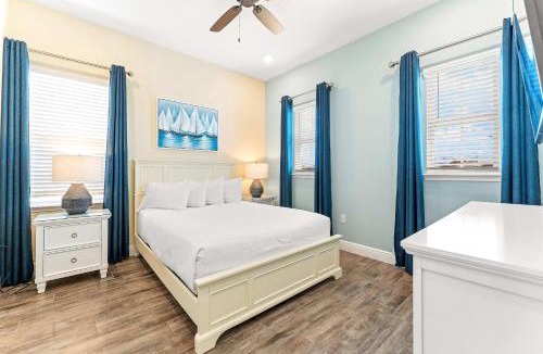 West Kissimmee House | Lafitte's Landing Lakeview Cottage - Lakefront