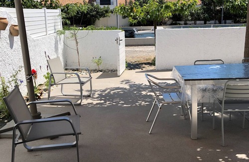 Palavas-les-Flots House | "Lagoon Cottage" on the canal