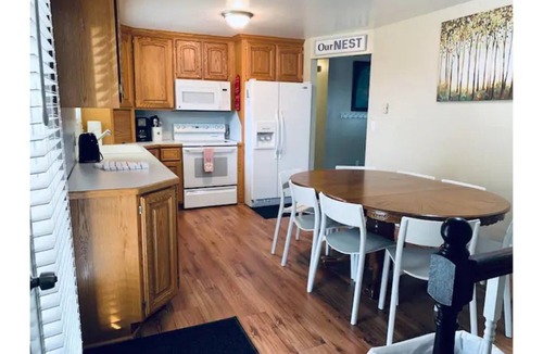 Washington Terrace House | Lagoon, Ski, HAFB, WSU, Dee Event Center