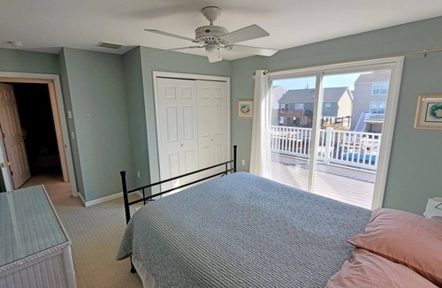 Beach Haven West House | Lagoon waterfront family vacation minutes to BEACH LBI