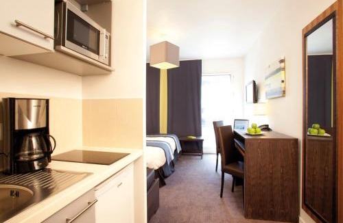 Billancourt–Rives de Seine Apartment | Lagrange Apart’Hotel Paris-Boulogne