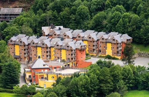 Cauterets Apartment | Lagrange Vacances Le Domaine des 100 Lacs