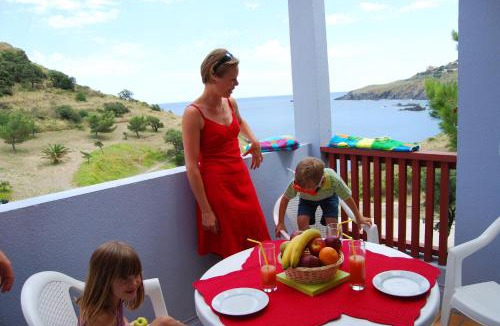 Cerbere Resort | Lagrange Vacances Le Village des Aloès