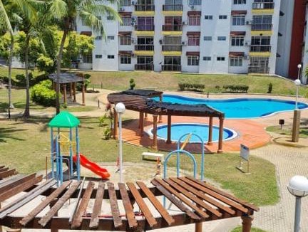 Kampung Dhobi Apartment | Laguna Condo Resort