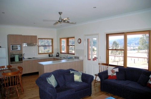 Laguna Cottage | Laguna Cottages @ Watagan Creek Rd