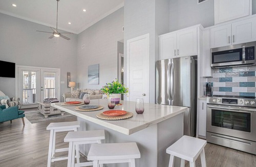 Terramar Beach House | Laguna Drive Memories - Galveston Bayside Home
