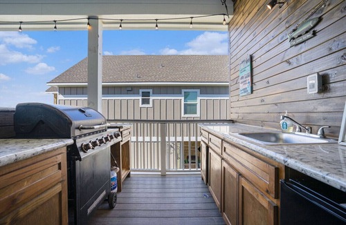 Terramar Beach House | Laguna Drive Memories - Galveston Bayside Home