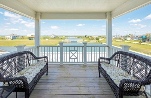 Galveston Cottage | Laguna Harbor Cottage