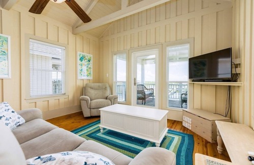 Galveston Cottage | Laguna Harbor Cottage