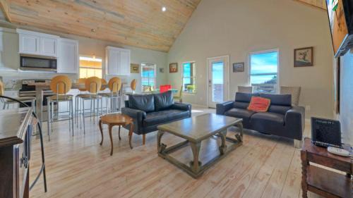 Flour Bluff House | Laguna Village Sanctuary by AvantStay