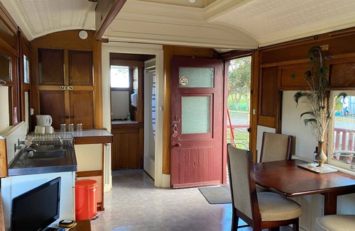 Yambuk Apartment | Lahinch - The Overlander