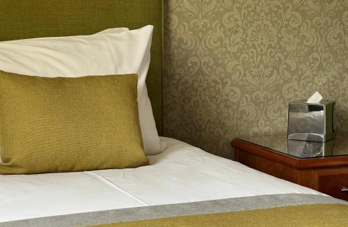 Elgin Hotel | Laichmoray Hotel