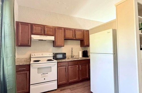 Highlands House | Laid-Back Retreat:Comfort & Charm