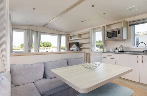 Holywell House | Laidback Coastal 3 (Pet)