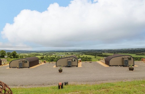 Lochmaben Cottage | Laird Lodge 4